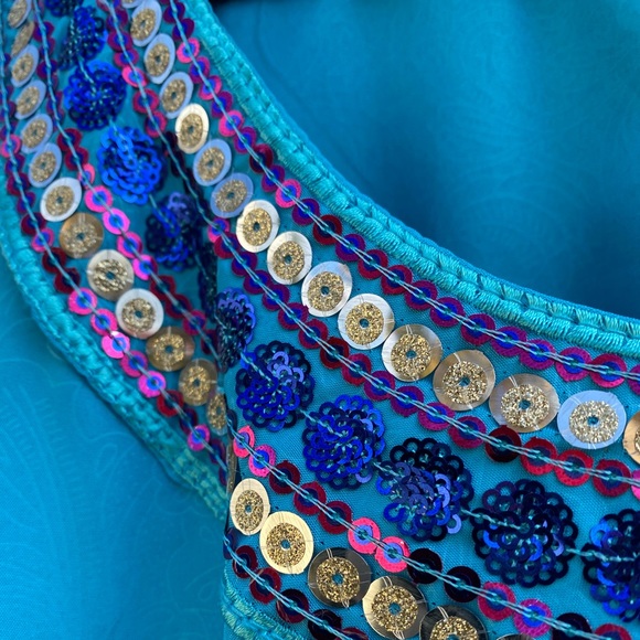 Turquoise Kaftan - Picture 4 of 5